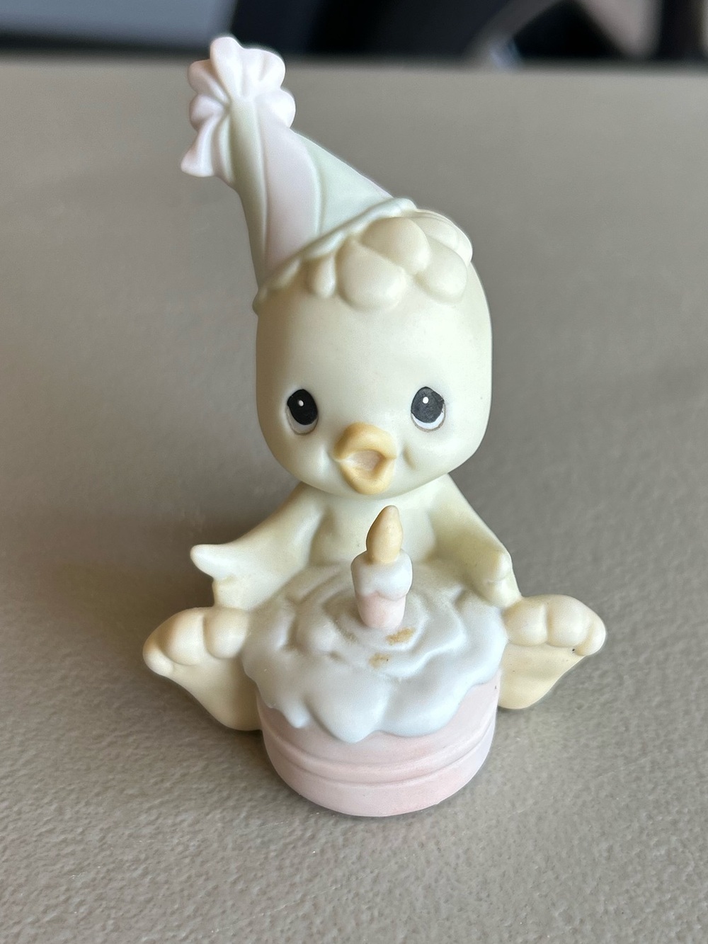 Happy birdie  - Precious Moments Figurine